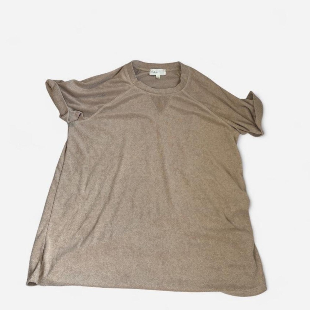 Perfect by H&M tan t-shirt in size L